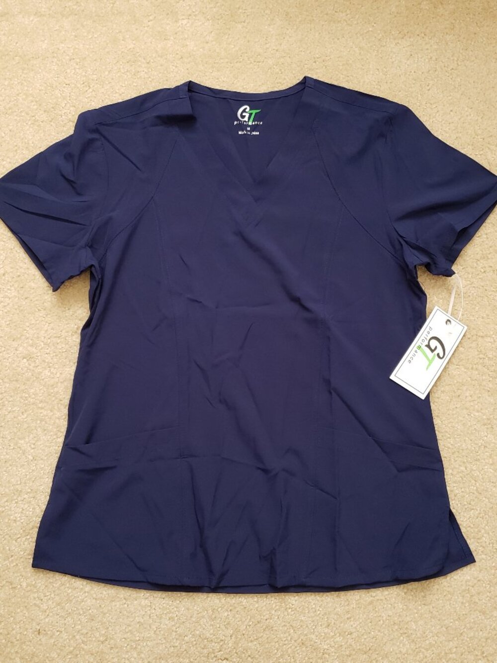 NWT GT Performance size Medium navy blue scrub top w/ pockets stretch quick dry